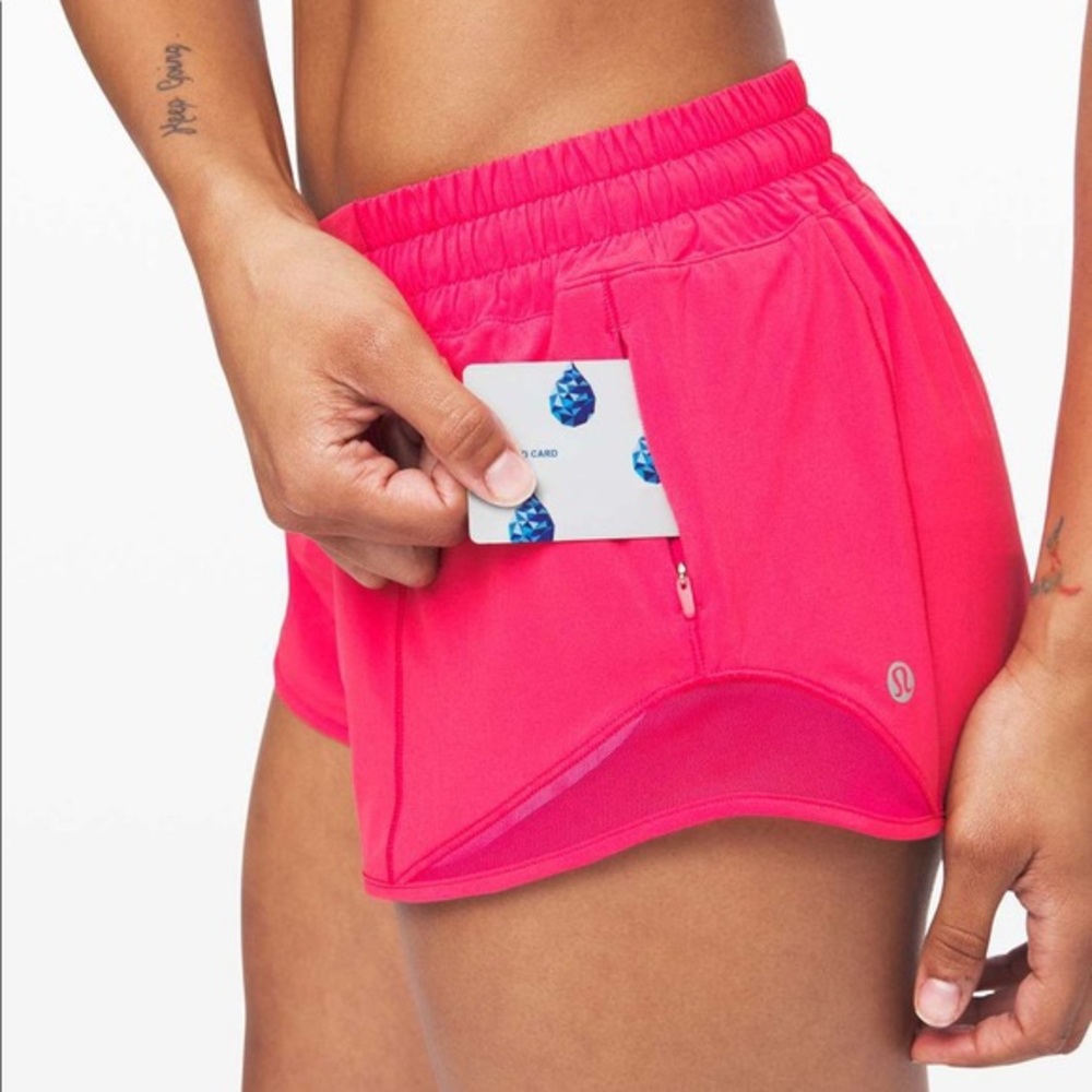 Lululemon Hotty Hot Shorts Heartthrob